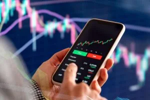 Crypto trading signals helping beginners analyze market trends.